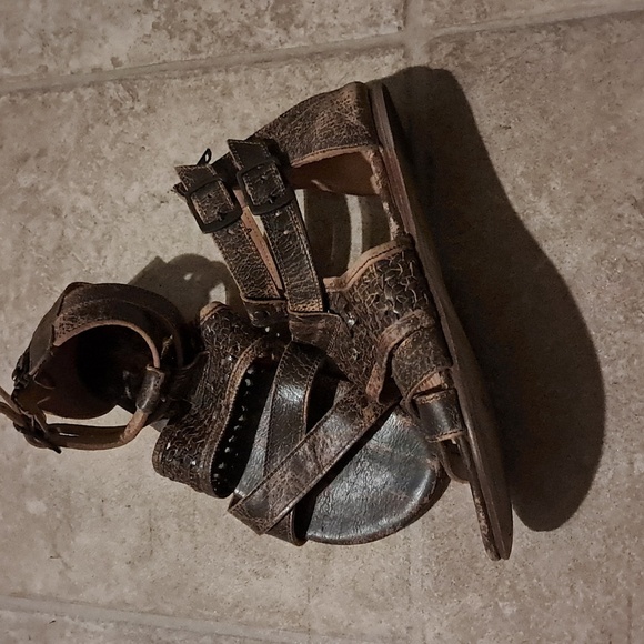 Bed||Stu Claire III Women's Strappy Sandals Brown Distressed Leather Size 8 Boho - Picture 5 of 8